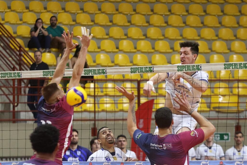 JF Vôlei perde no tie-break para o Itambé Minas na estreia em casa 1 JF Volei contra Minas estreia mineiro em casa Leonardo Costa 6