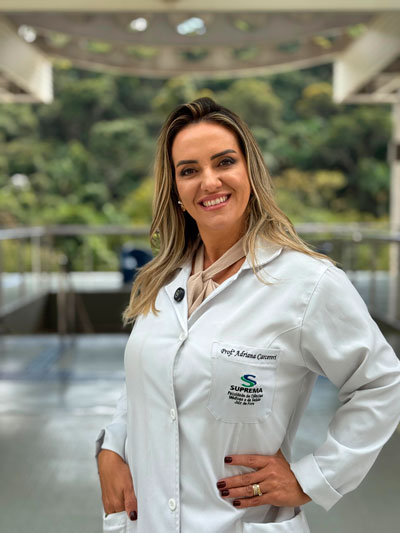Suprema abre caminhos e transforma vidas: última chance para Medicina 2026 2 Professora de Enfermagem Adriana Carcereri 1