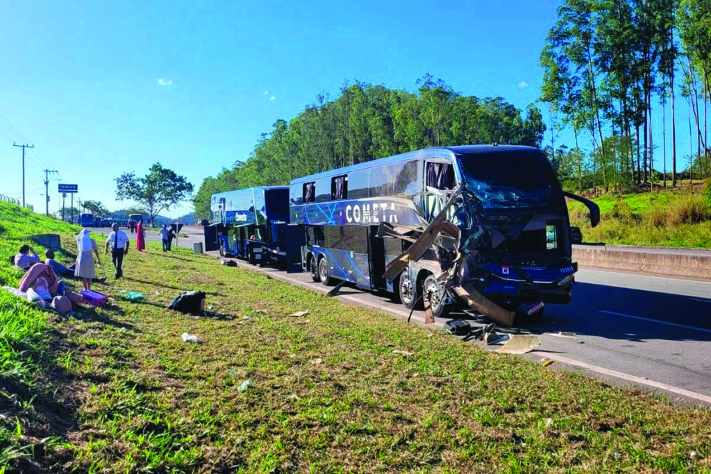 Laudo da PRF sobre acidente na BR-040 é entregue à Polícia Civil 1 Laudo da PRF sobre acidente na BR-040 é entregue à Polícia Civil