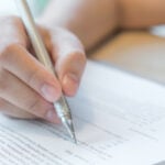 Seleção em Divinópolis com salários de até R$ 10,4 mil recebe inscrições até terça-feira 26 Cidade na Zona da Mata Mineira abre inscrições para concurso com salários de até R$ 5,3 mil concurso na zona da mata
