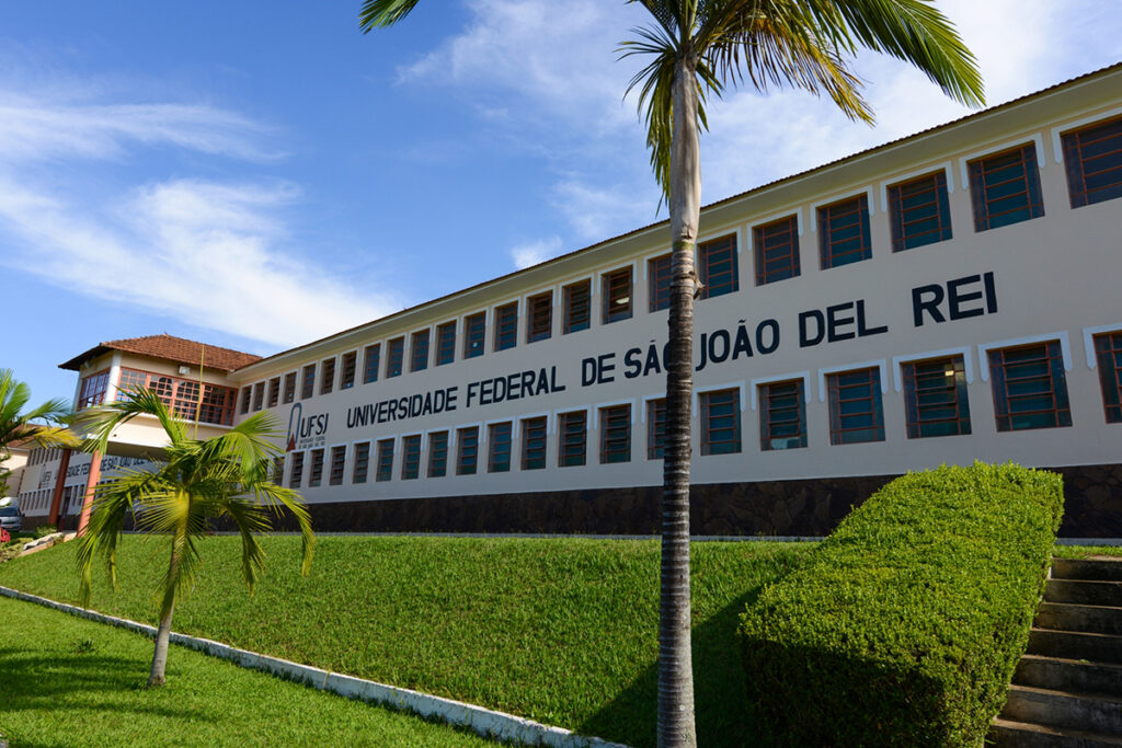 UFSJ abre processos seletivos para professores com salários de até R$ 8,3 mil 1 concurso publico ufsj