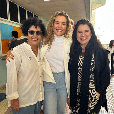 Coluna Cesar Romero – 17 de setembro de 2025 3 curso 2 Julia Carla Duarte Gleice Lisboa e Renata Vargas 150925 Foto LUAN CARLOS