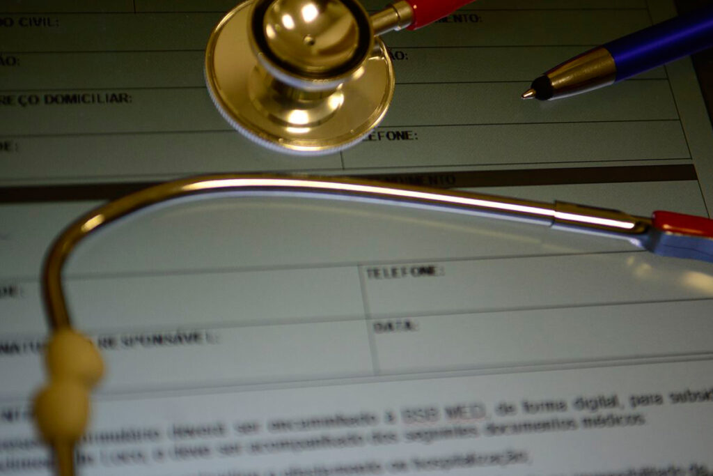 Conheça os direitos do consumidor diante do fim de parcerias 1 direito consumidor plano de saude