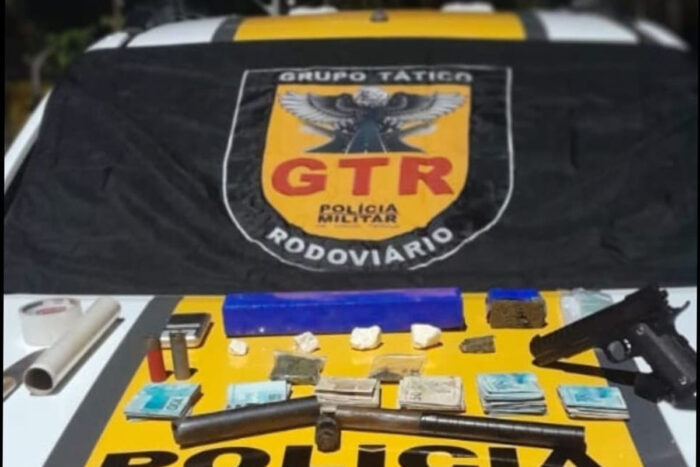 Motorista em fuga acaba preso com arma, drogas e mais de R$ 13 mil 1 Motorista em fuga acaba preso com arma e drogas