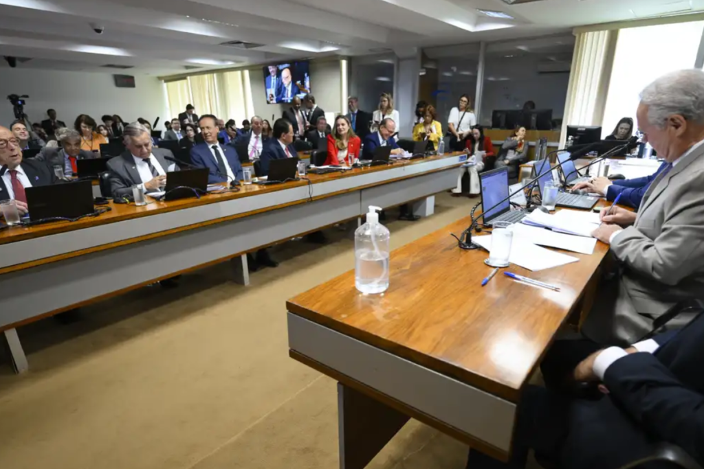 Senado aprova PL sobre isenção do Imposto de Renda para quem ganha até R$ 5 mil 1 foto agencia senado