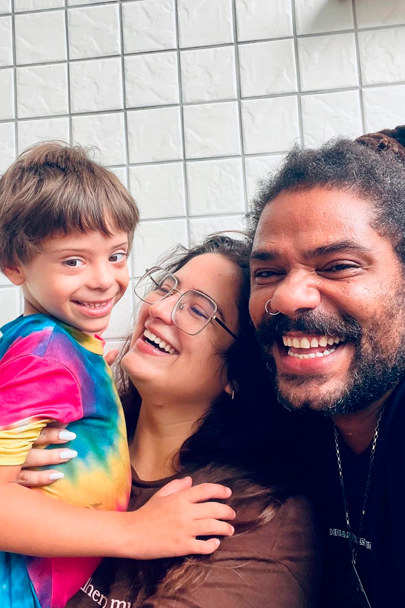 Romantização da maternidade e isolamento silenciam sofrimento mental das mães 1 foto familia