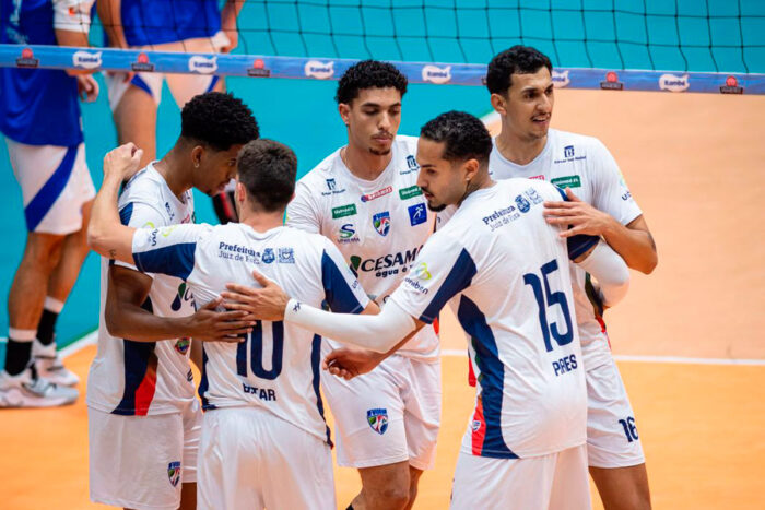 Técnico do JF Vôlei valoriza desempenho da equipe apesar da derrota para o Sada Cruzeiro 1 Técnico do JF Vôlei valoriza desempenho da equipe apesar da derrota para o Sada Cruzeiro