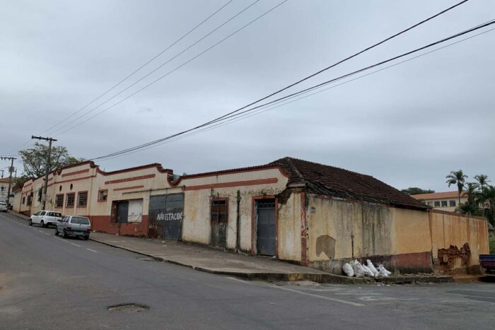 Leilão de imóveis em Minas: Governo oferta 37 bens com maioria na Zona da Mata 1 leilão de imóveis