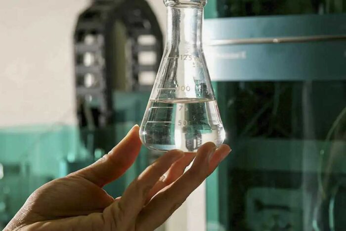 Metanol: com suspeita de distribuição em outros estados, PF irá investigar origem 1 metanol