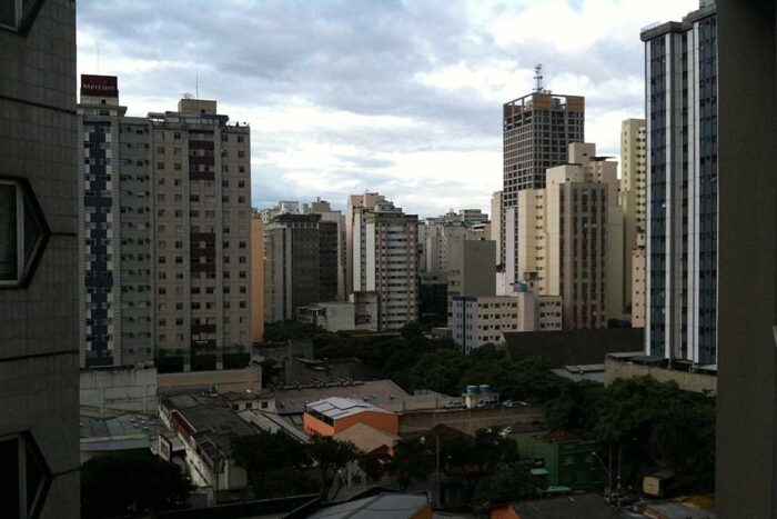 Morador deve pagar multa por uso comercial de unidade em condomínio
