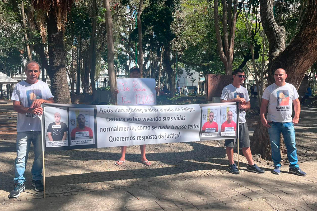 protesto-forum-juiz-de-fora