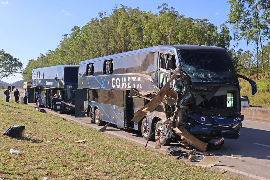 Acidente na BR-040: laudo da PRF aponta ausência de reação de motorista 1 uploads Leonardo 05.09.25 10.10.44 ACIDENTE LEONARDO COSTA 00