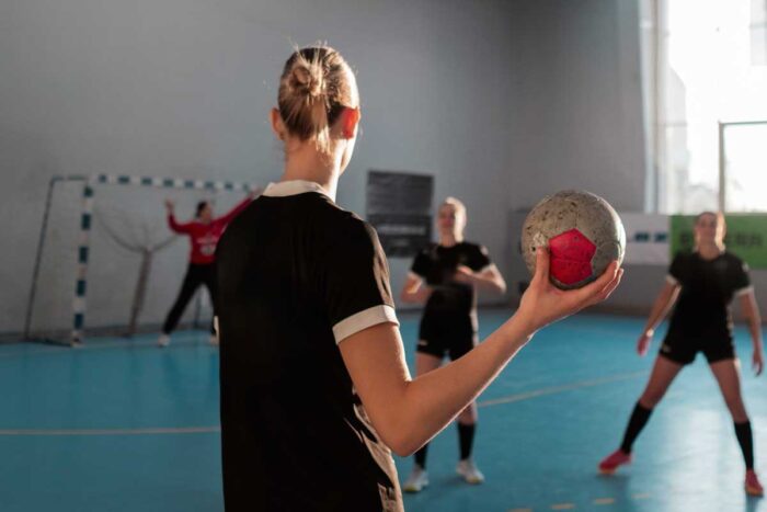 Estudante lesionada em jogo de handebol tem indenização negada 1 Estudante lesionada em jogo de handebol tem indenização negada