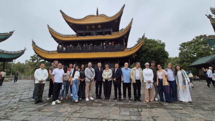 VÍDEO: Entenda o que são ‘cidades-irmãs’ e como Juiz de Fora formalizou parceria com cidade na China 2 CIDADE-IRMÃ-CHINA-JF