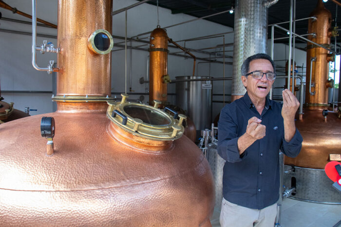 Do café à cachaça: negócio familiar se reinventa há 40 anos