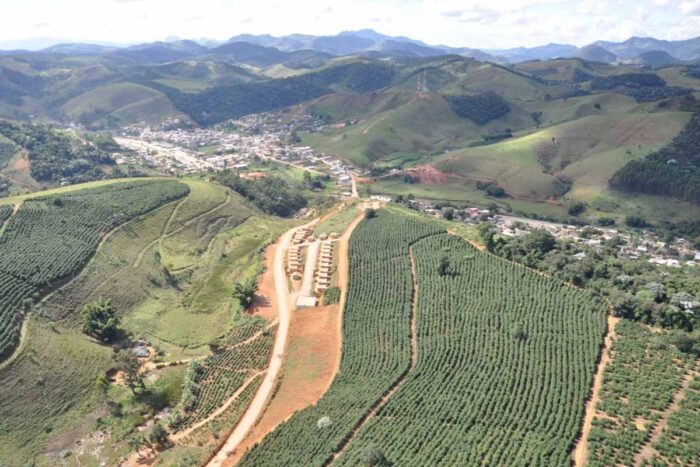 Tio morre afogado após tentar salvar sobrinhos em cachoeira 1 fervedouro cachoeira