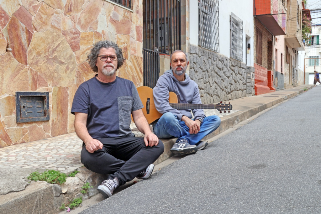 Novo álbum de Edson Leão reflete sobre o tempo e inspira show intimista em Juiz de Fora 3 Edson Leao Leonardo Costa