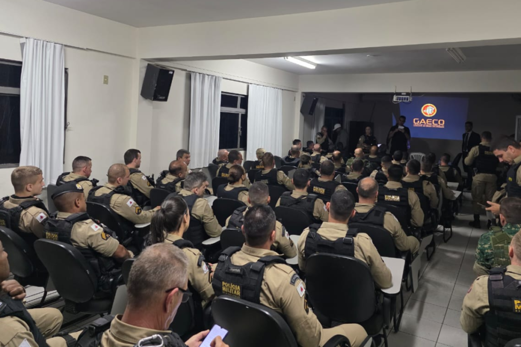 Operação cumpre prisões e internações de suspeitos do ‘tribunal do crime’ em Juiz de Fora e região 2 Operação cumpre prisões e internações de suspeitos do ‘tribunal do crime’ em Juiz de Fora e região