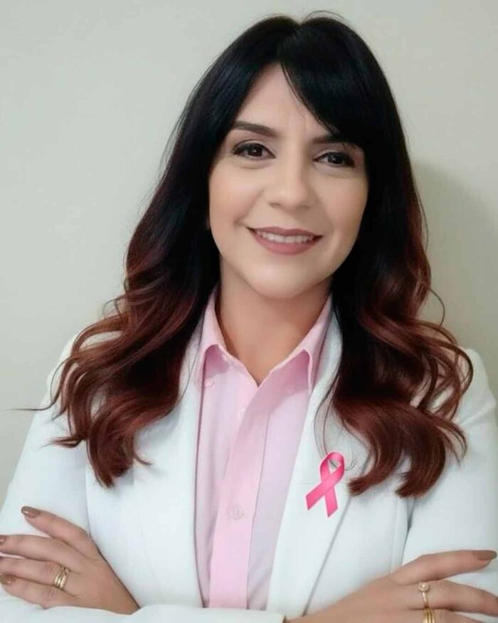 ‘Autoestima chega a zero’: diagnóstico do câncer de mama afeta saúde mental e reforça necessidade de apoio 2 Outubro Rosa Fabiane Rossi FOTO Arquivo Pessoal