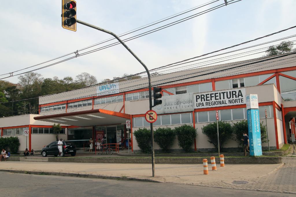 Com olho baleado, homem dirige por socorro até UPA na Zona Norte 1 UPA Norte Fernando Priamo