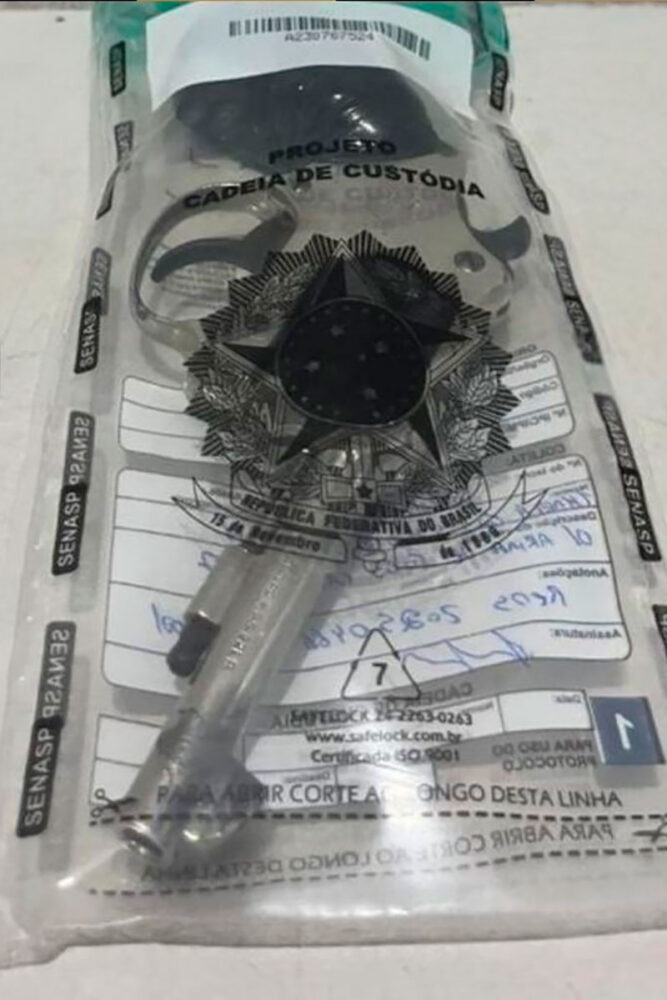 Adolescentes são apreendidos após tentativa de fuga de abordagem da PM com moto na contramão 1 Adolescentes são apreendidos após perseguição em Ubá