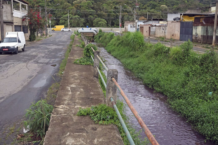 enchentes no Bairro Industrial