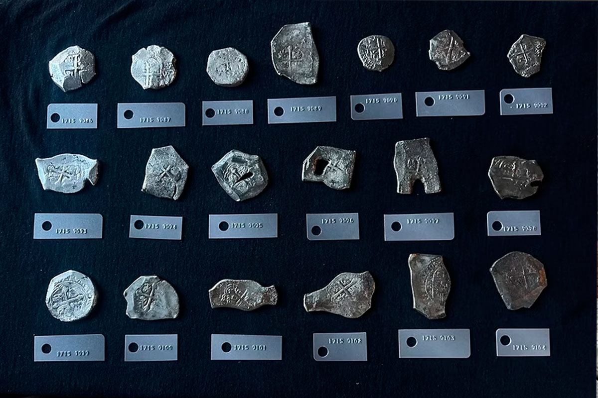 moedas-encontradas-1715-fleet-divulgacao.jpg2 moedas-encontradas-1715-fleet-divulgacao.jpg2