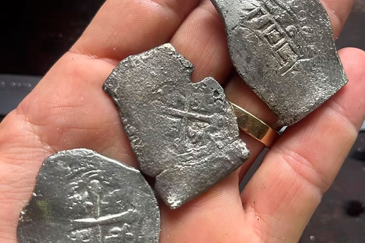moedas-encontradas-1715-fleet-divulgacao.jpg3 moedas-encontradas-1715-fleet-divulgacao.jpg3
