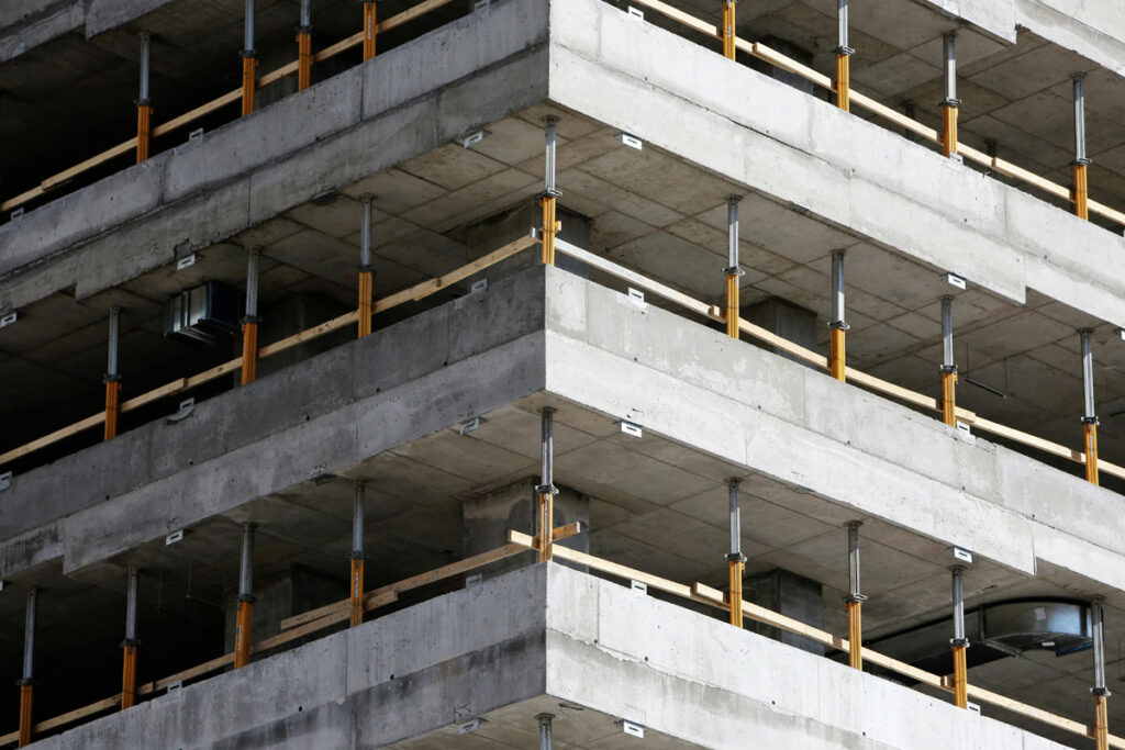 Justiça mantém justa causa de trabalhador que desviou R$ 59 mil com venda de sucatas em obra hospitalar 1 obra pexels