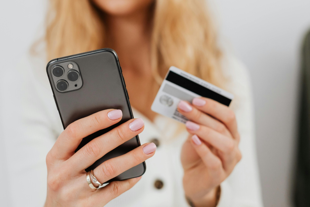 Golpe da Falsa Venda dispara e lidera reclamações bancárias no país 1 Compras online Pexels