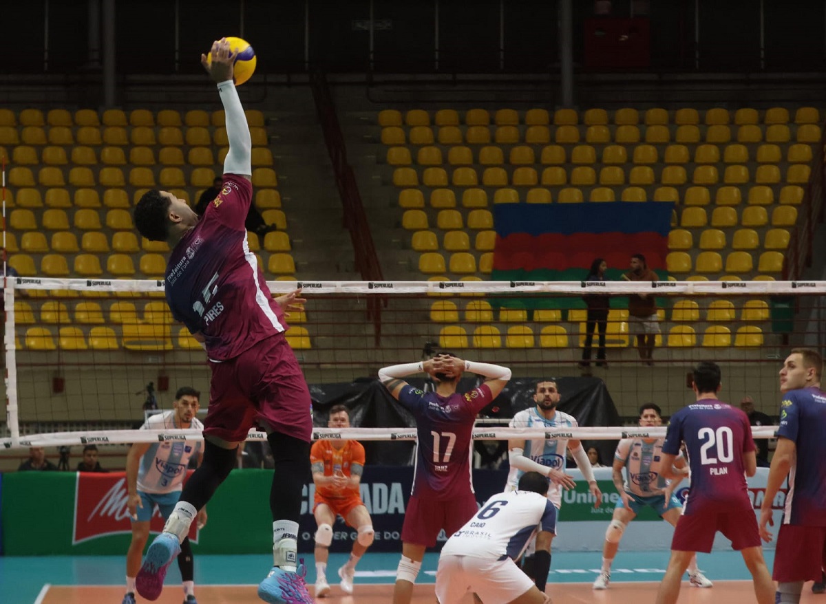 JF Vôlei joga mal e perde para o São José em casa na Superliga 2 JF Vôlei joga mal e perde para o São José em casa na Superliga
