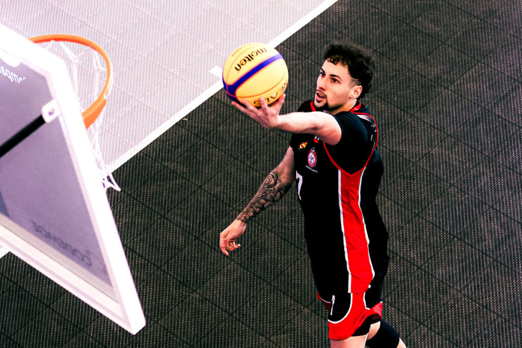 Com 100 atletas, 'Rapaziada do Baska' realiza torneio de basquete na Praça CEU 2 Jogos Interclubes 1 1