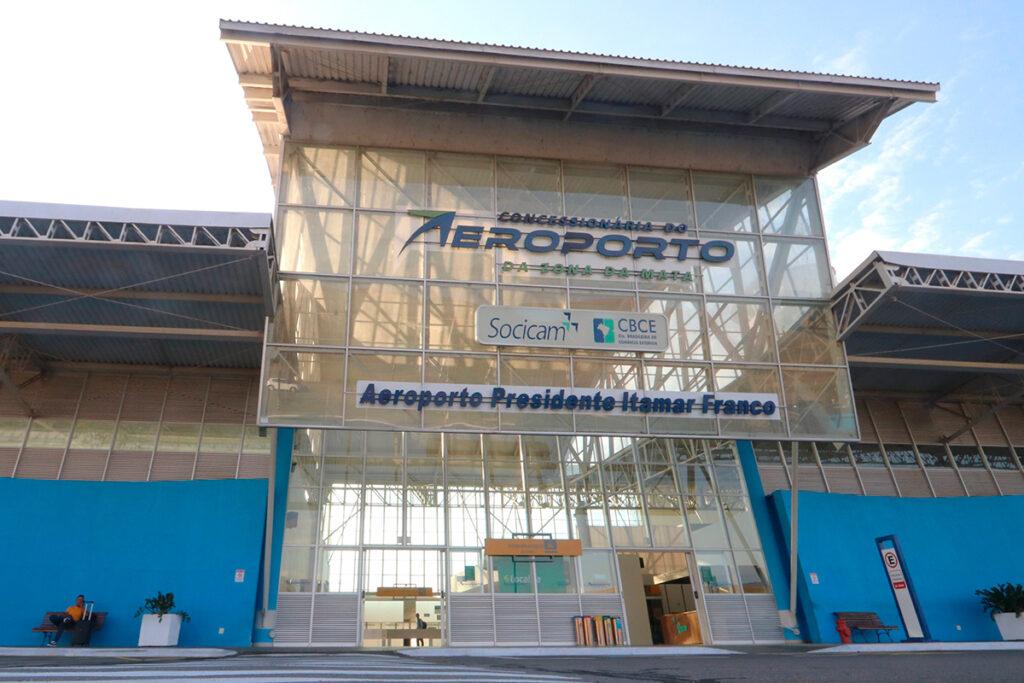 aeroporto zona da mata felipe couri