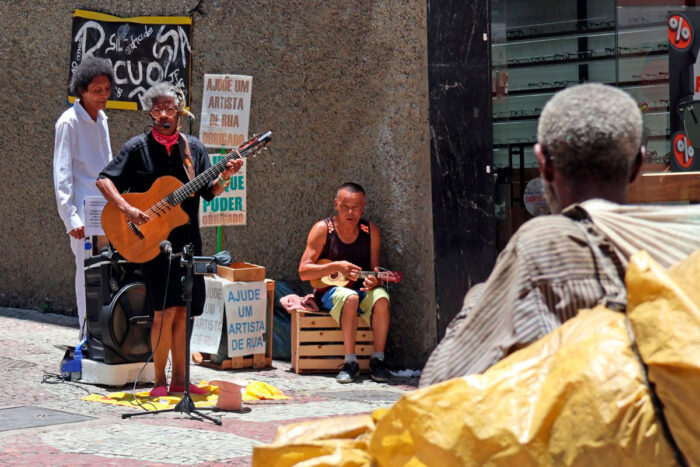 Artistas de rua reforçam papel democrático do Calçadão da Halfeld 1 artistas calçadão