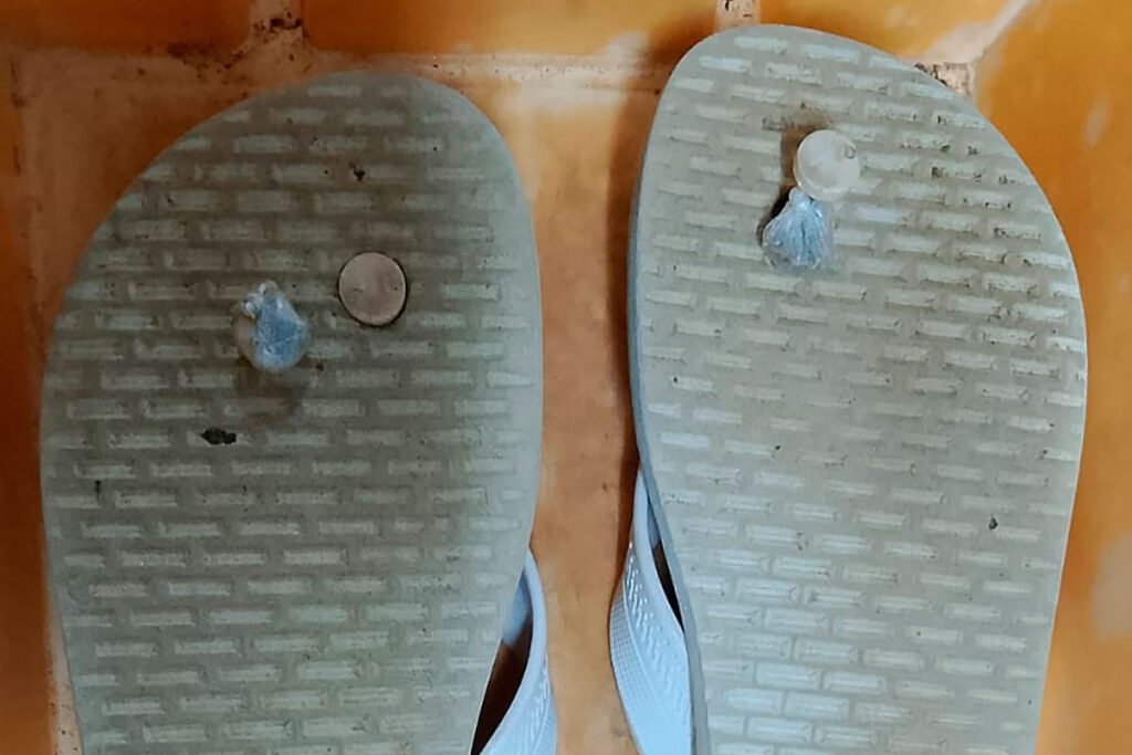 Detento é flagrado com maconha ao retornar para penitenciária após fazer o Enem 2 chinelo detento by sejusp editada