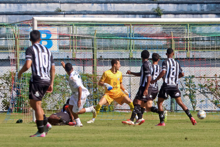 Fundo do poço: eliminado na 'Terceirinha' estadual, Tupi acumula sete anos de fracassos 1 uploads Leonardo 16.11.25 09.26.15 TUPI 1x2 PARACATU FOTO LEONARDO COSTA 29