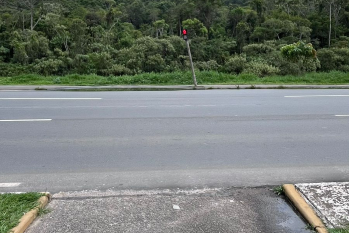 Ausência de faixa de pedestres preocupa quem circula em frente à rodoviária de JF 1 1200 x 800 1 4