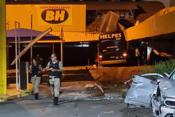 Acidente com ônibus desgovernado: idoso de 68 anos morre no dia de Natal