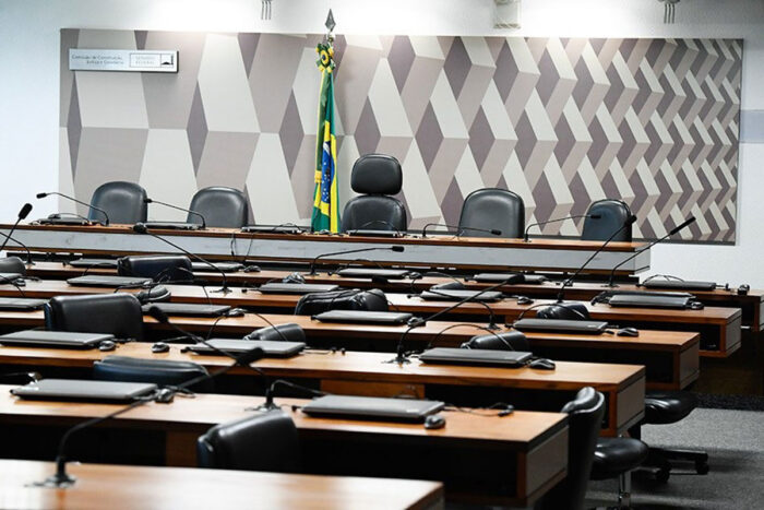 CCJ do Senado aprova fim da escala 6x1 1 escala 6x1