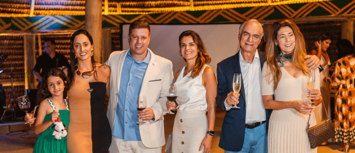 Coluna Cesar Romero – 28 e 29 de dezembro de 2025 2 ELES ACONTECEM Festa na Oca 231225 Foto 191 COM CORTE