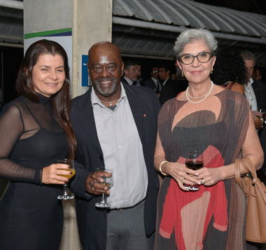 Coluna Cesar Romero – 18 de dezembro de 2025 1 Karina de Oliveira e Paul Almeida 171225 Wolmer Monteiro 165 com corte