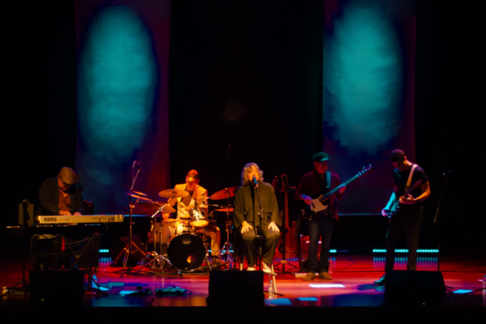 Ligya Alcantarino celebra 45 anos de carreira com lançamento de álbum ao vivo 1 Ligya Alcantari Daniela Zorzal