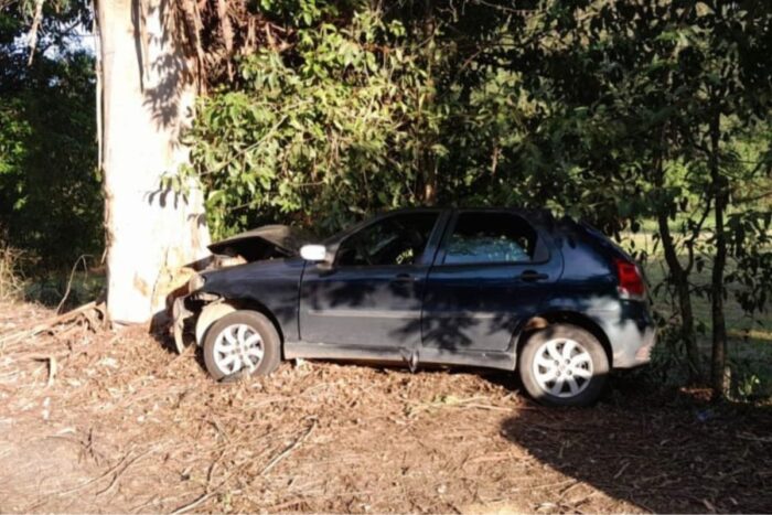 Idosa morre em acidente de carro na MG-133; motorista é preso por dirigir alcoolizado e com CNH vencida