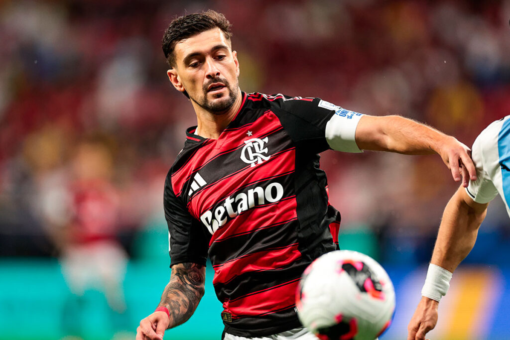 Jornal inglês coloca Arrascaeta entre os 100 melhores jogadores do mundo 1 arrascaeta by gilvan de souza flamengo editada