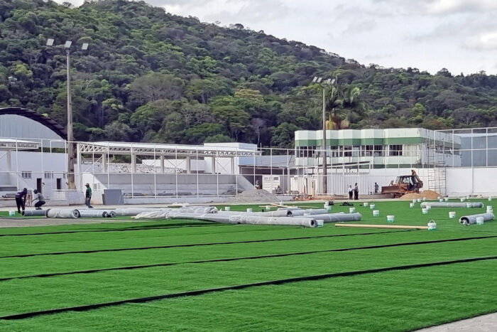 Presidente do Uberabinha afirma ter sido surpreendido sobre saída do campo do Cerâmica