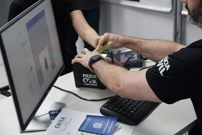 Mais de cem mil unidades da nova carteira de identidade foram emitidas em Juiz de Fora