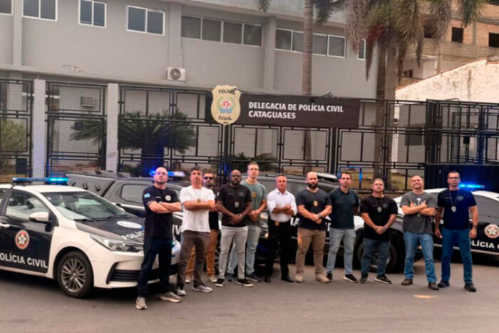 Mulher é presa na Zona da Mata suspeita de sequestrar bebê de 8 meses 1 mulher presa sequestro bebê