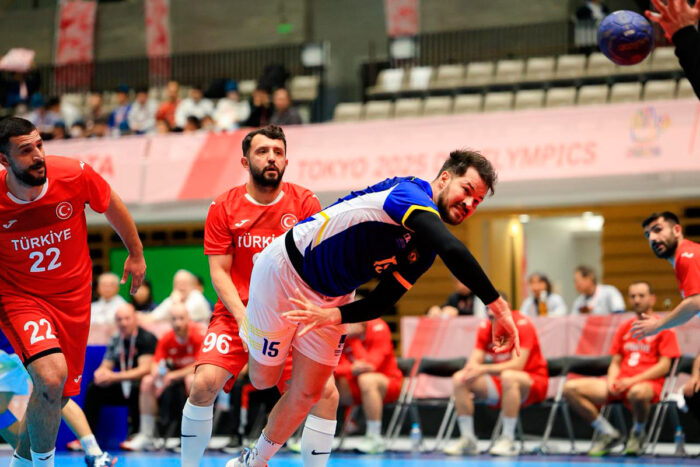 Professor da UFJF disputa as Surdolimpíadas com a seleção brasileira de handebol 1 Professor da UFJF disputa as Surdolimpíadas com a Seleção Brasileira de handebol