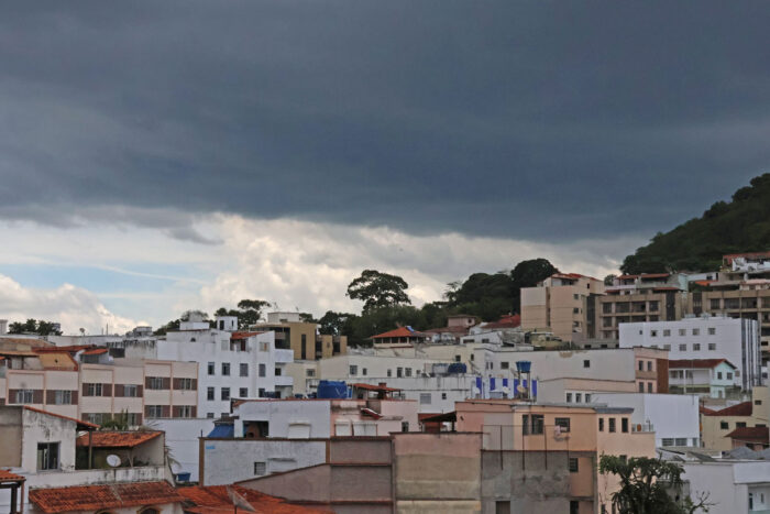 Virada de tempo em Juiz de Fora: alerta laranja do Inmet prevê risco de tempestade 1 tempestade