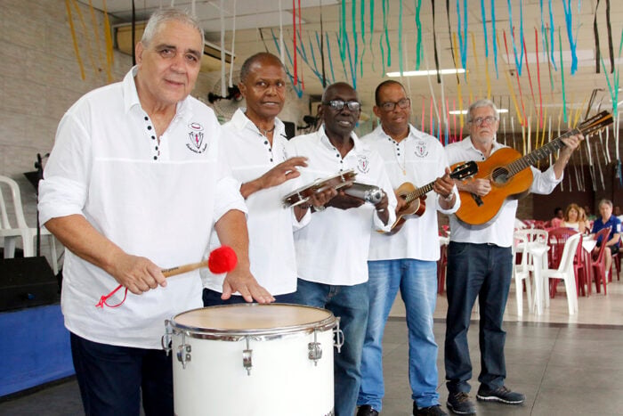 O samba e Juiz de Fora: conheça a história de grupos que movimentam o gênero na cidade 4 uploads FELIPE COURI 27.12.24 05.42.01 BACHAREIS DO SAMBA FELIPE COURI 3 site